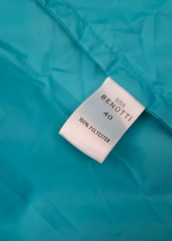 ** Yurt Dışı Ürünü Yağmurluk** - Görsel 5