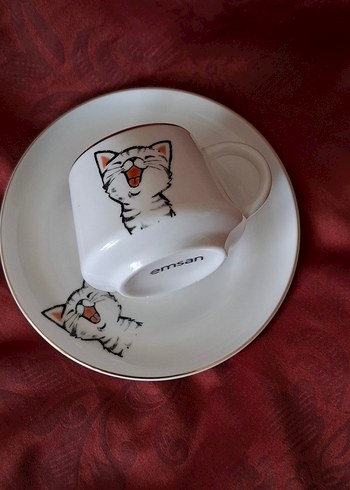 **Emsan Beyaz Kedi Desenli Fincan ve Tabağı**