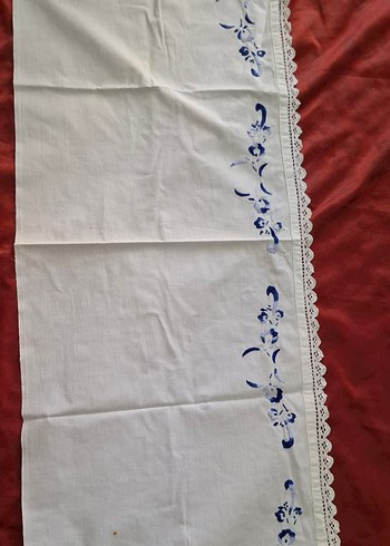 Beden mavi Renk ** Dantel detaylı Nakışlı Örtü.**