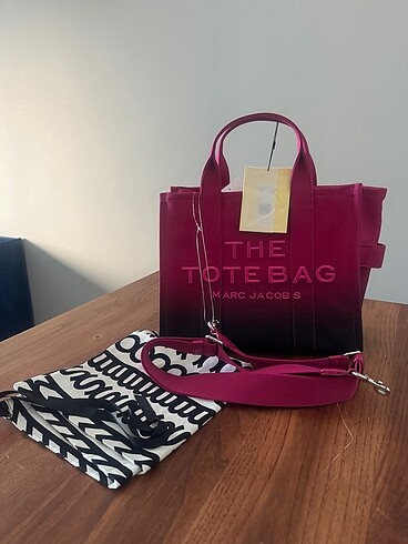 Marc Jacobs Marc Jacobs The Tote Bag