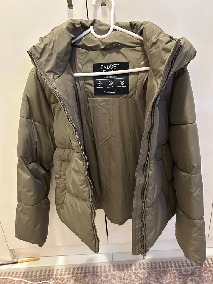 Kapitone Fermuarlı Kadın Mont - Görsel 3