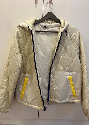 Kapüşonlu İnce Kadın Ceket - Görsel 3