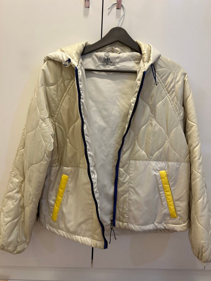 Kapüşonlu İnce Kadın Ceket - Görsel 3