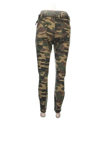 38 Beden Bershka Jean / Kot %70 İndirimli.