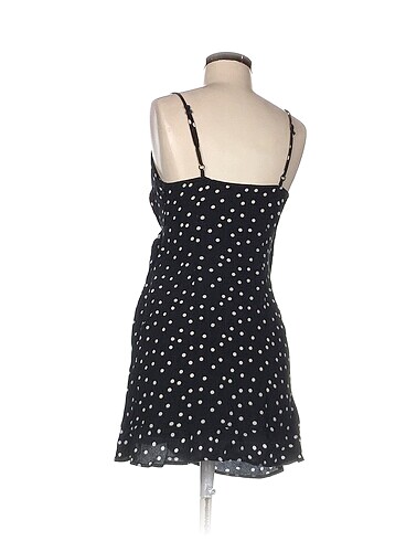m Beden Bershka Bluz %70 İndirimli.