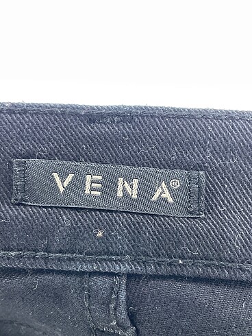 34 Beden siyah Renk Vena Jean / Kot %70 İndirimli.