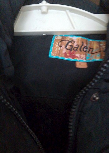 Düğmeli Siyah Midi Kadın Mont - Görsel 2