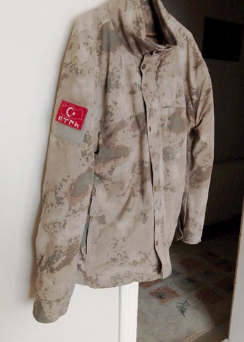 Düğmeli Kamuflaj Desenli Midi Mont - Görsel 7