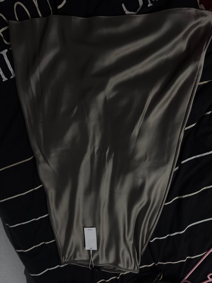 Mango Saten Etek - Görsel 3