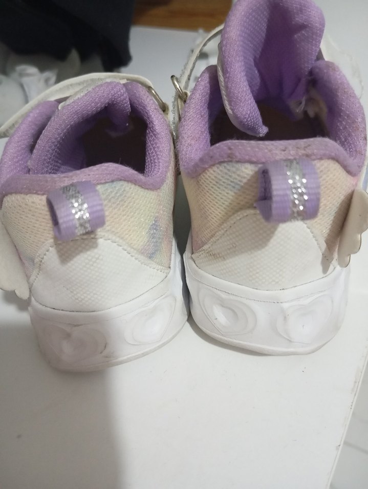 Kız Çocuk Çok Renkli Bağcıklı ışıklı Spor Ayakkabı - Görsel 4