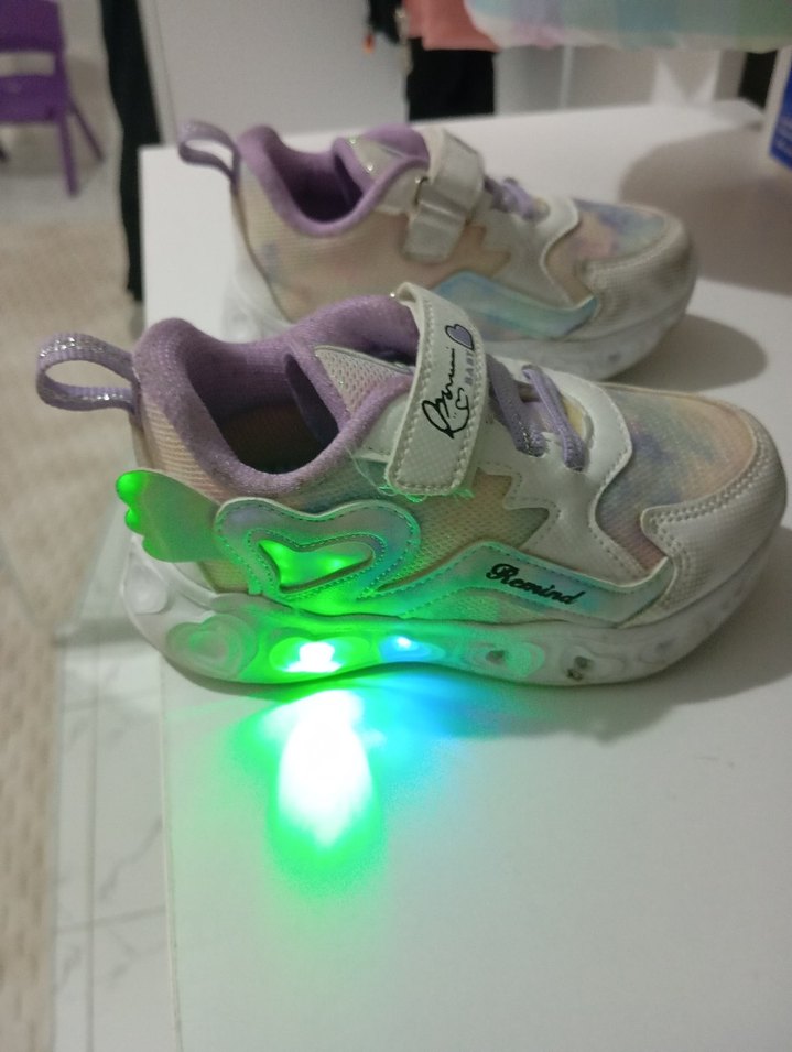 Kız Çocuk Çok Renkli Bağcıklı ışıklı Spor Ayakkabı - Görsel 5