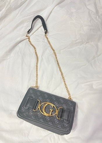 Guess Zincir Detaylı Siyah çanta orjnal faturası mevcut - Görsel 3