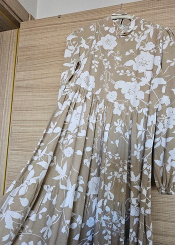 Bej Çiçek Desenli Bohem Uzun Elbise - Görsel 3