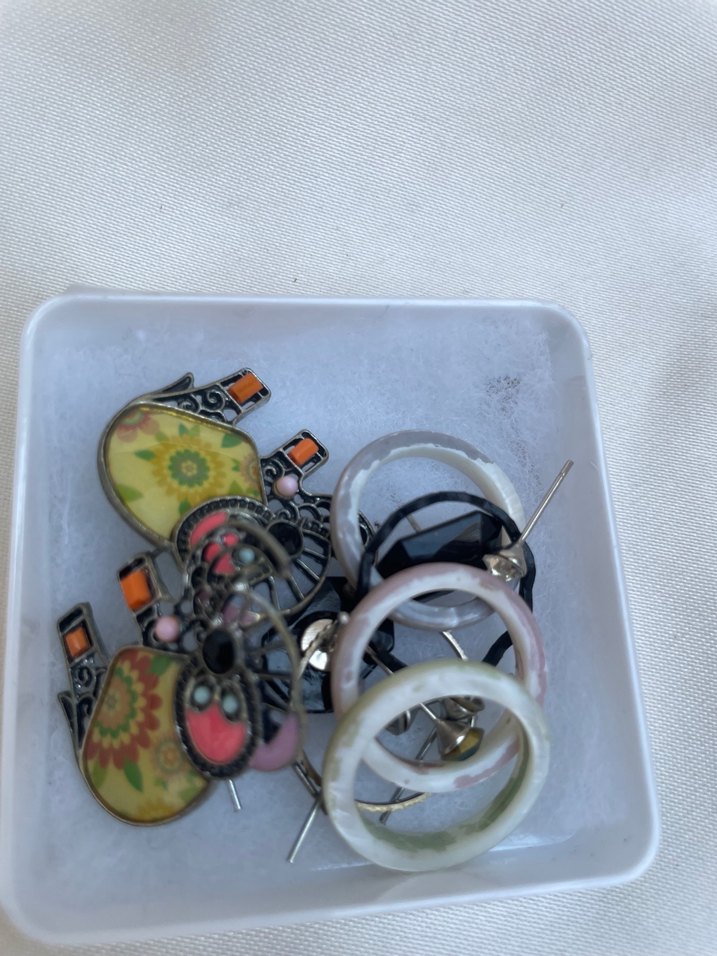 Mini Desenli Boncuklu Kadın Küpeler - Görsel 2