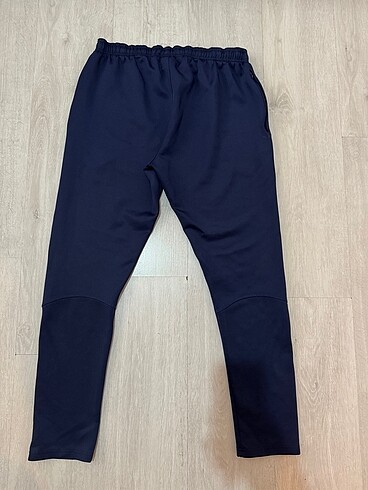l Beden Nike eşofman altı