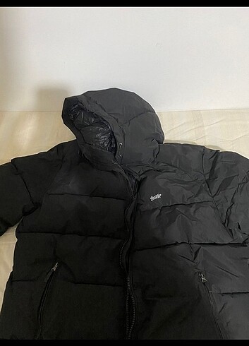 pull bear mont