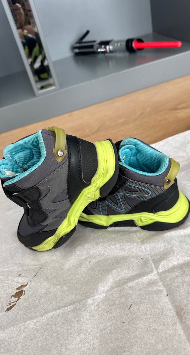 Erkek Çocuk Gri Renkli Cırtlı Bot - Görsel 4