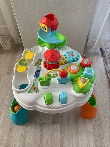 Baby Clementoni aktivite masası
