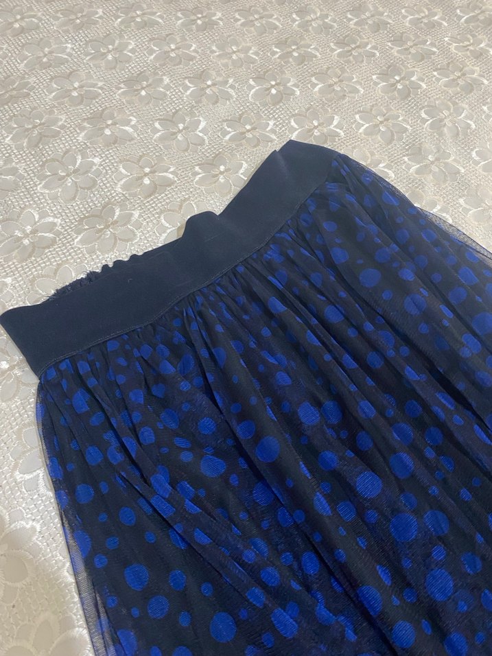 Uzun Mavi Etek - Görsel 2