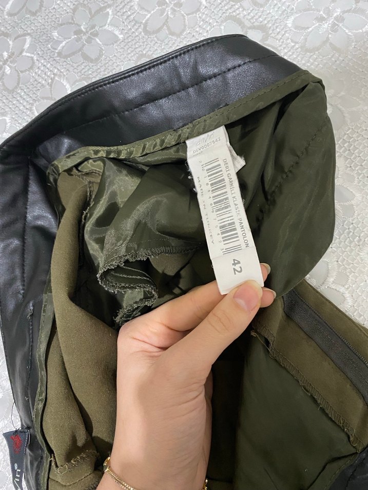 Kadın Haki Süet Kemerli Kumaş Pantolon - Görsel 2