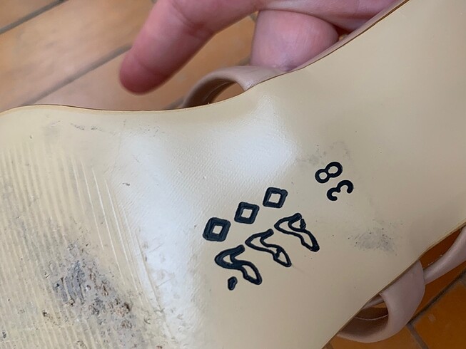 Nude topuklu terlik - Görsel 5