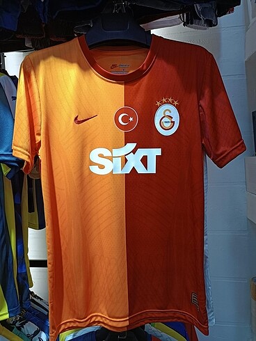 2023/2024 Galatasaray İç Saha Forması