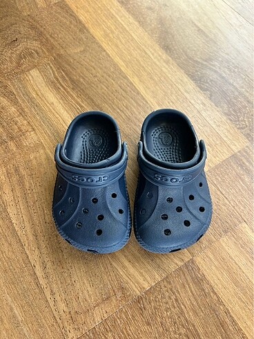 Crocs Crocs terlik beden 4 C 5 ( 20-21)