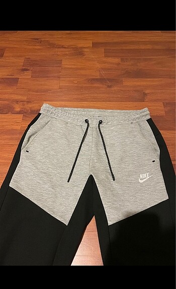 l Beden NIKE TECH PANDA ESOFMAN