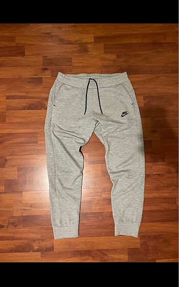 NIKE TECH GRI ESOFMAN