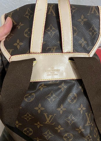 Louis vuitton sırt çantası - Görsel 3