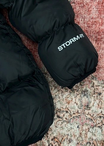 Nike Storm Fit Puffer Mont - Görsel 3
