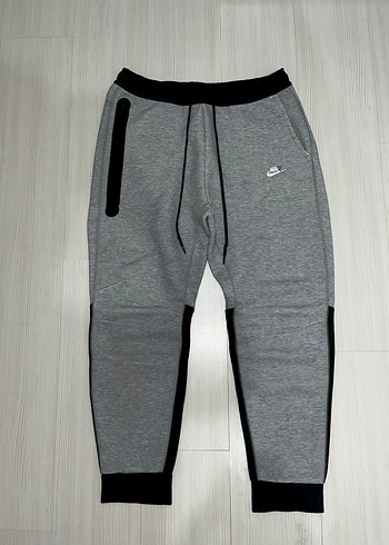 Nike Tech Panda Esofman
