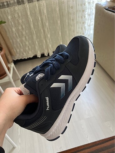 Hummel ayakkabı
