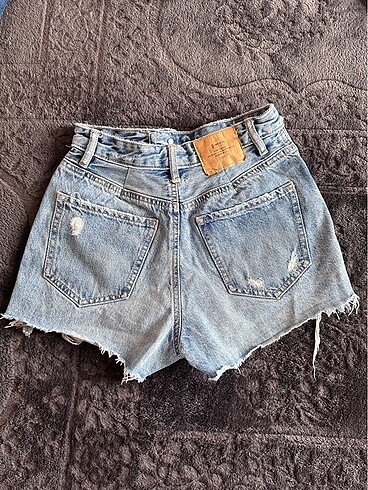 Stradivarius Stradivarius| Distressed Denim Şort