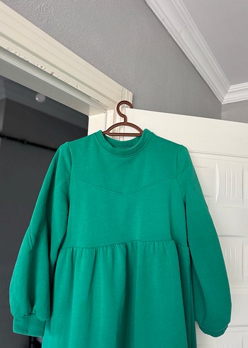 Uzun Kollu Yeşil Salaş Kadın Elbise - Görsel 2