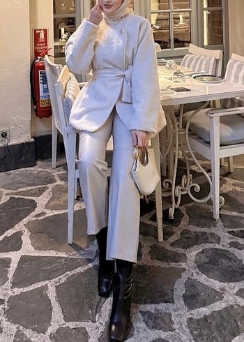 Bej Midi Kadın Peluş Kaban - Görsel 3