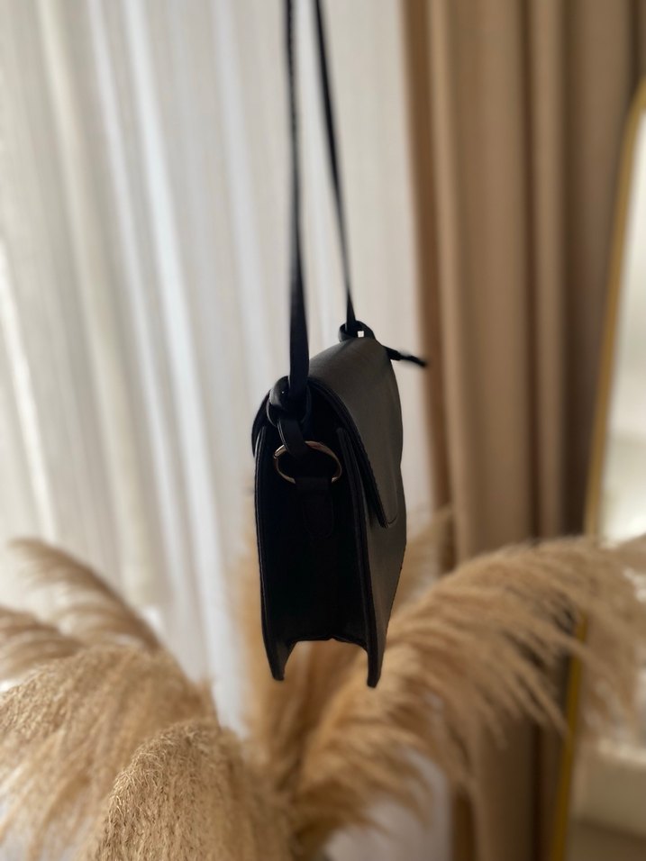 Siyah Deri Kadın Omuz Çantası - Görsel 2