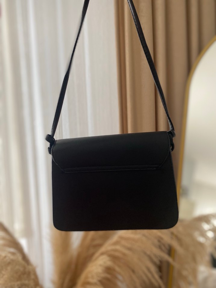 Siyah Deri Kadın Omuz Çantası - Görsel 3