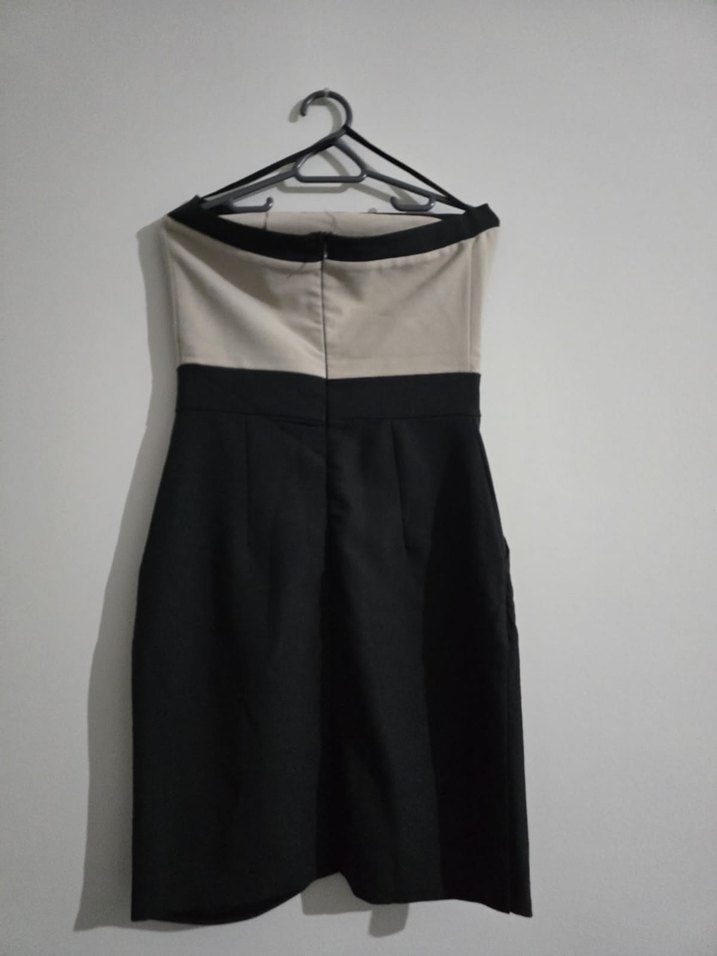 Siyah-gri drapeli straplez mini elbise - Görsel 2