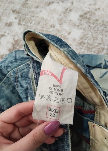 28 Beden Renkli Baskılı Mini Kadın Kot Şort
