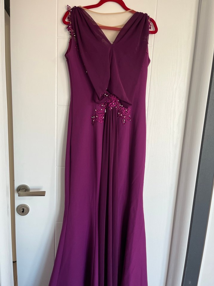 Mor Uzun V Yaka Drapeli Abiye Elbise - Görsel 3