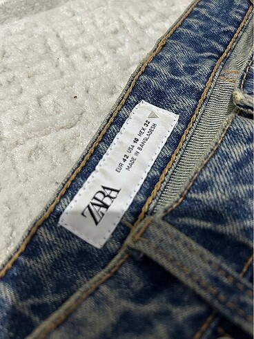 Zara Zara Jean