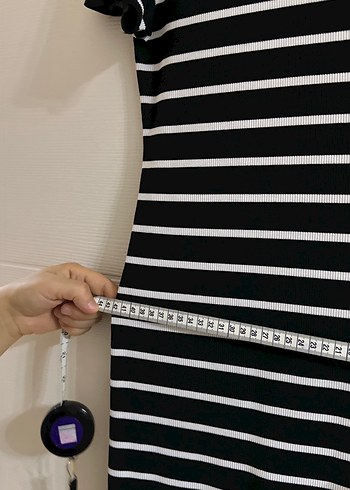 Siyah Beyaz Çizgili Midi Elbise - Görsel 7