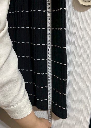 Siyah Çizgili Yüksek Yakalı Triko Elbise - Görsel 6