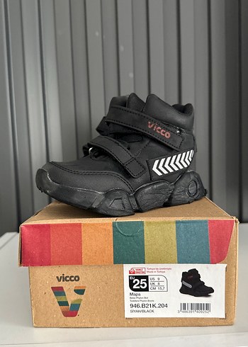 Vicco Siyah Erkek Çocuk Bot