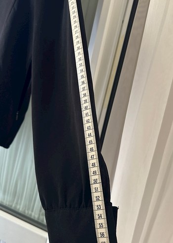 Düğmeli Siyah Gömlek Yaka Uzun Kollu - Görsel 5