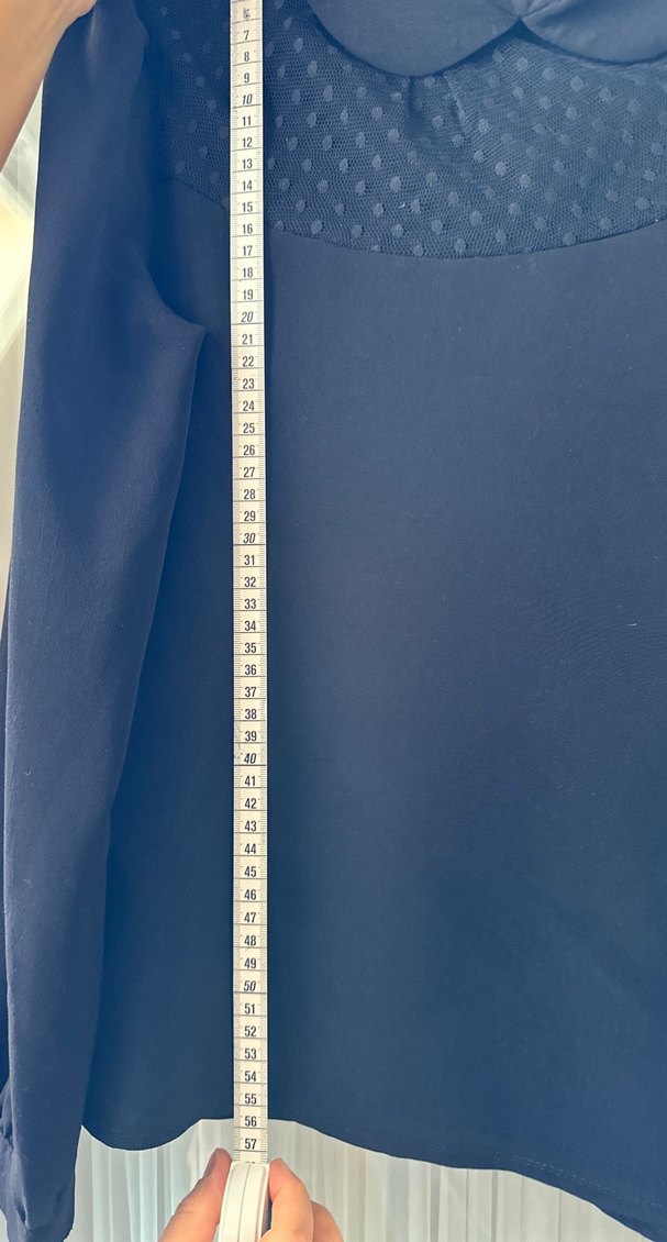 Düğmeli Siyah Gömlek Yaka Uzun Kollu - Görsel 4