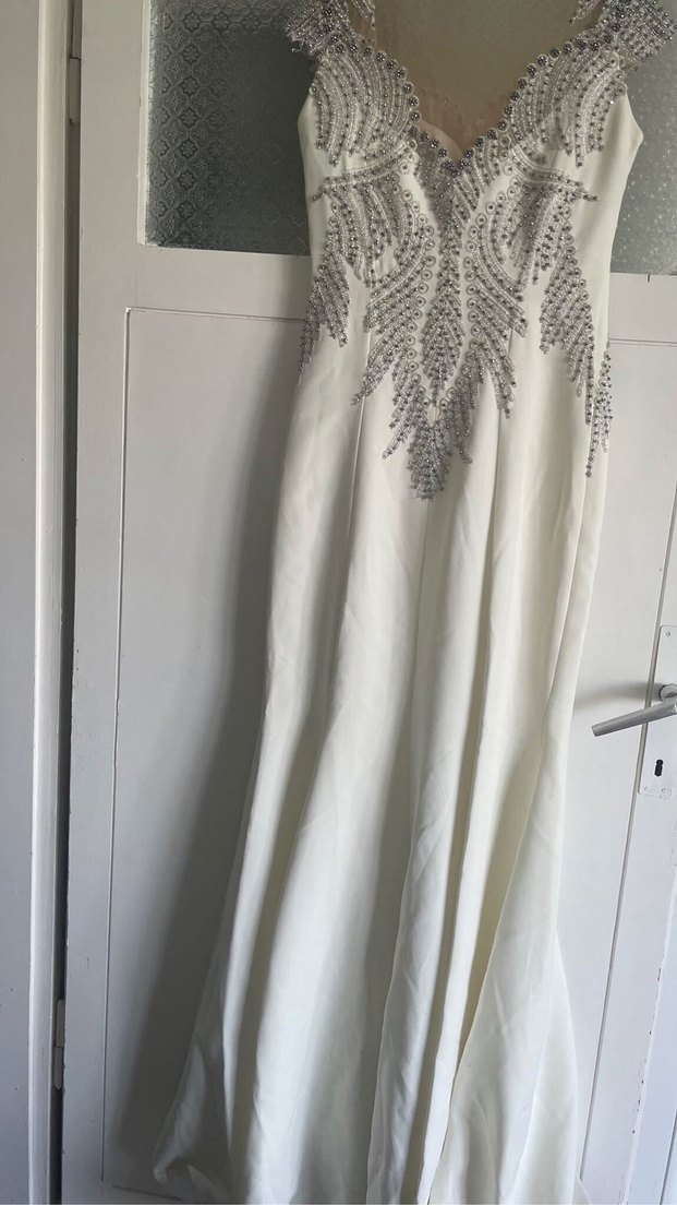 Payetli Nakışlı V Yaka Beyaz Midi Elbise - Görsel 4