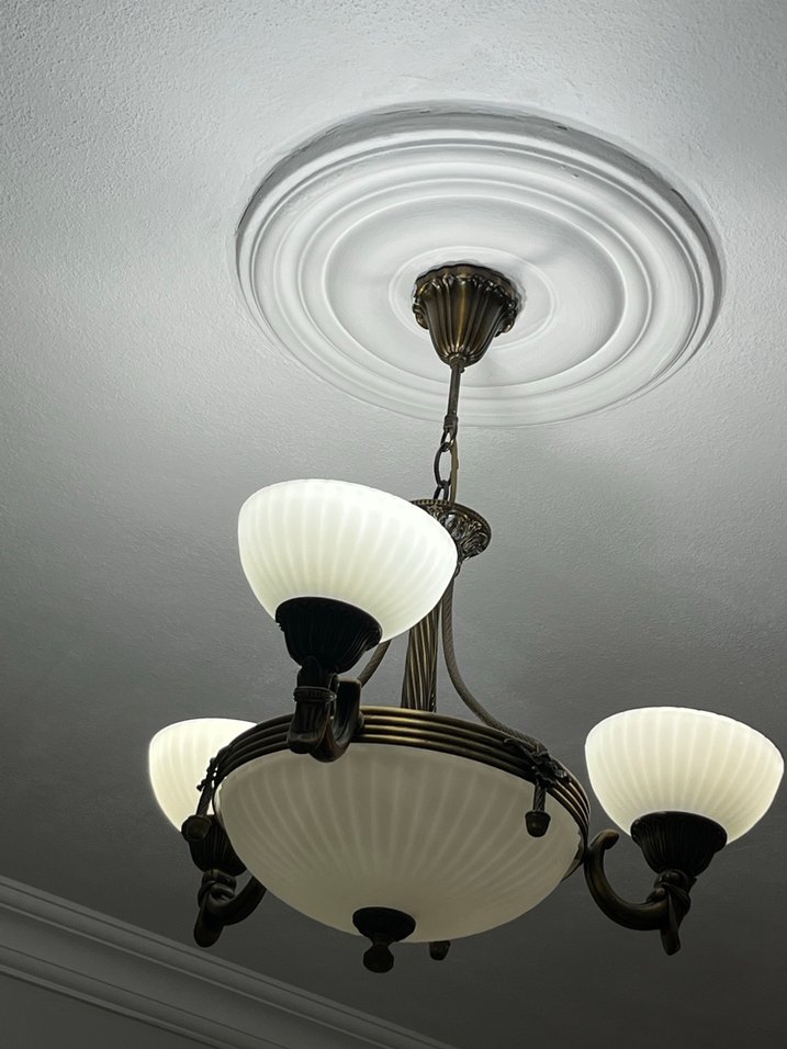 Beyaz Camlı Klasik Avize - Görsel 3