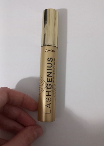 Avon LashGenius Siyah Maskara - Görsel 2